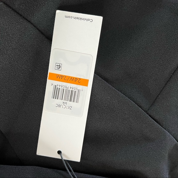 NEW Calvin Klein Black 3/4 Sleeve V Neck Sheath Dress Plus Size 24W - Picture 5 of 11